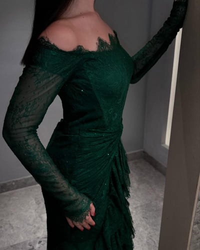 فستان سهرة فوض باكمام دانتيل خيال