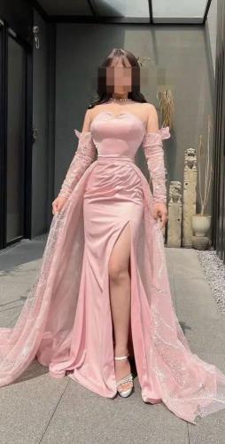 فستان سهرة لحمي باكمام