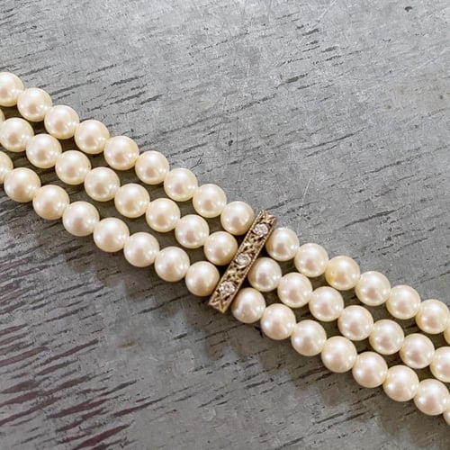 سوار لؤلؤ Louts الفنتج