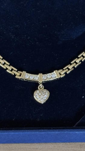 عقد Heart Charm الفاخر