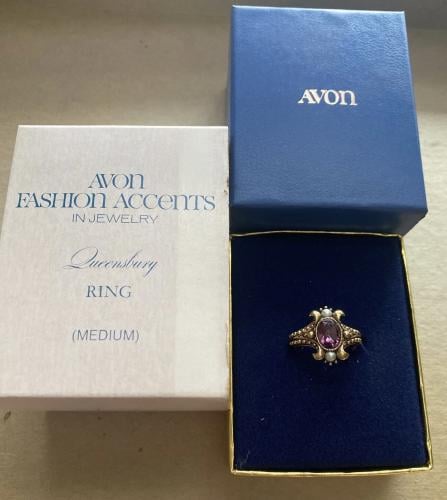 خاتم فينتج ماركة AVON م 1974
