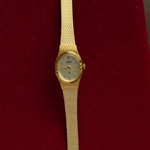 ساعة Citizen النسائية الفنتج – Gold Mesh Bracelet...