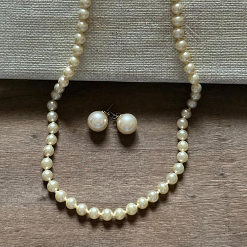 ‎طقم لؤلؤ كلاسيكي من Majorica