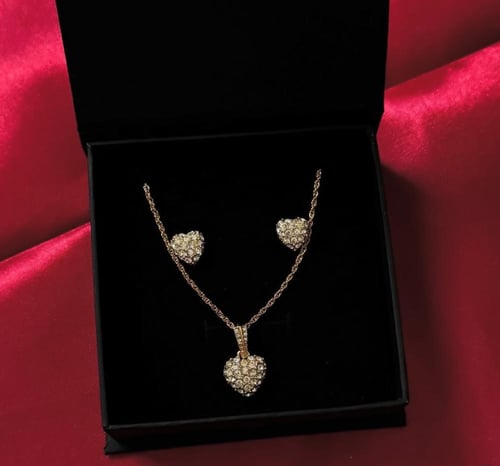 طقم فنتج ماركة Monet