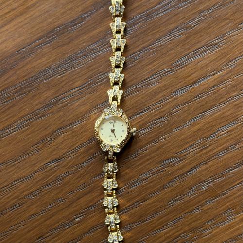 ️ Swiss Asahi Vintage – Golden Retro Classic