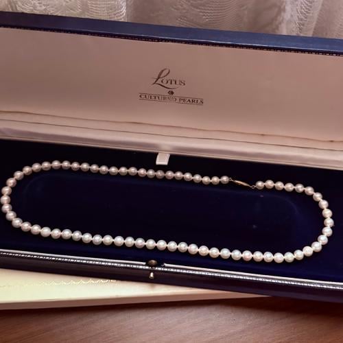 عقد Lotus Cultured Pearls الفنتج - لؤلؤ طبيعي