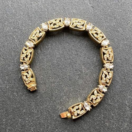 سوار – ATTWOOD and SAWYER