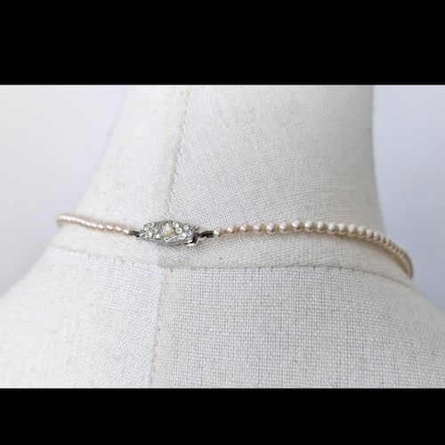 عقد Pompadour اللؤلؤي – فنتج خمسينيات القرن الماضي