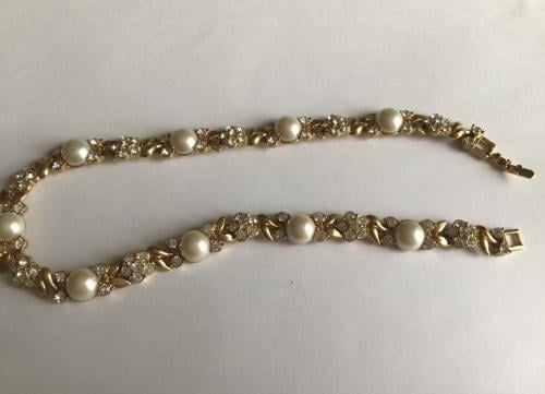 عقد Bernard الفنتج باللؤلؤ الكلاسيكي وكريستال سوار...