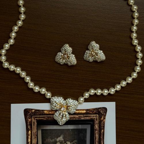 Pearl Bloom Set