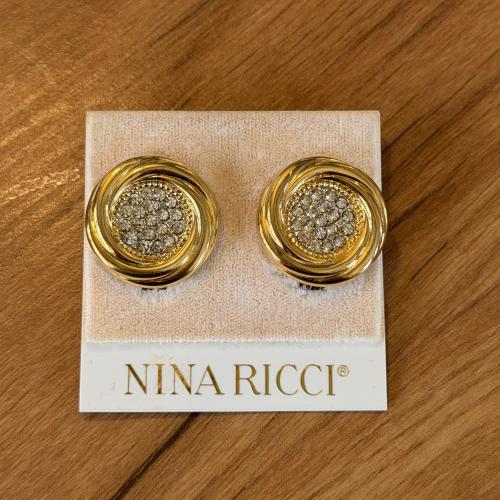 أقراط Nina Ricci المرصّعة – إصدار التسعينات