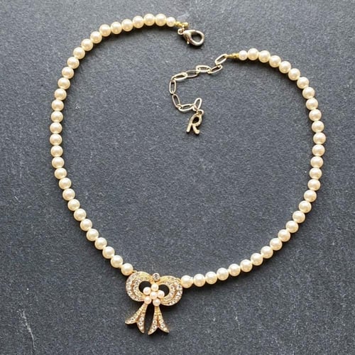 عقد لؤلؤ ماركة Rosita من 1970s