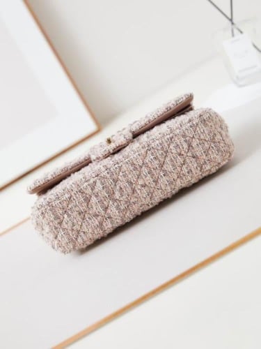 شنطة كلاسيك فلاب شانيل Chanel Classic Flap