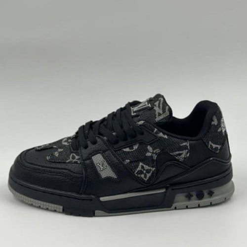 حذاء Louis Vuitton