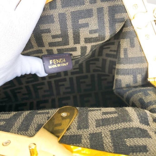 شنطة فيندي Fendi First