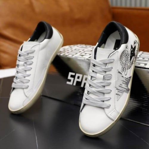 Golden Goos جولدن جوس