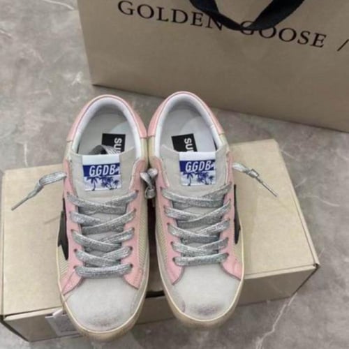 Golden Goos جولدن جوس