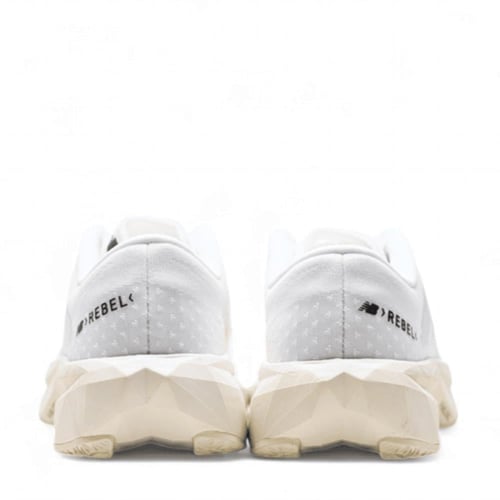 New Balance FuelCell Rebel v4