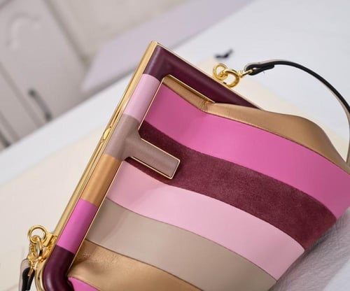 شنطة فيندي Fendi First