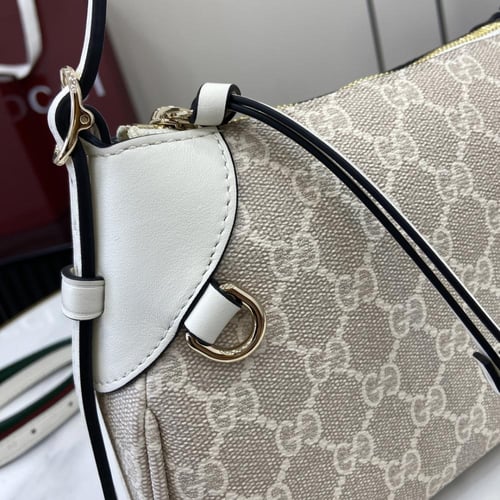 شنطة كتف جوتشي متوسطة Medium Shoulder Bag