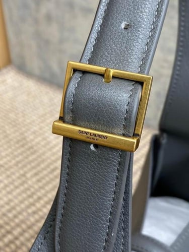 شنطة سان لوران Saint Lauren LE 5A7