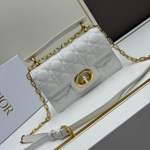 شنطة جولي ديور Dior Jolie