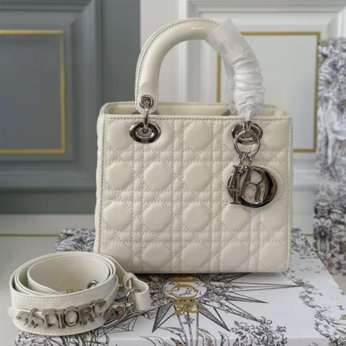 شنطة ليدي ديور Lady Dior