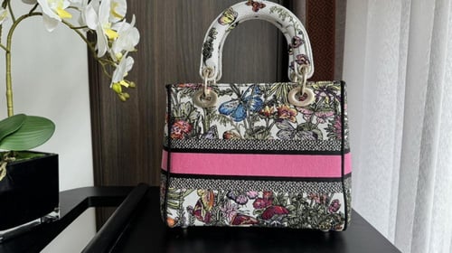 شنطة كريستيان ديور Christian Dior