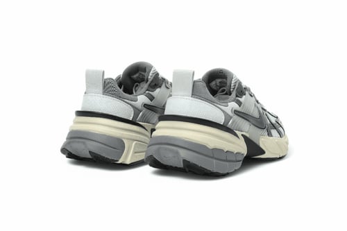 Nike V2K Run