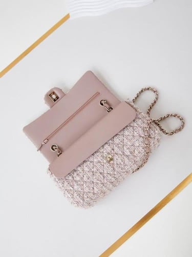 شنطة كلاسيك فلاب شانيل Chanel Classic Flap