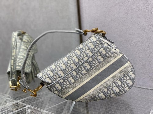 شنطة كريستيان ديور Christian Dior