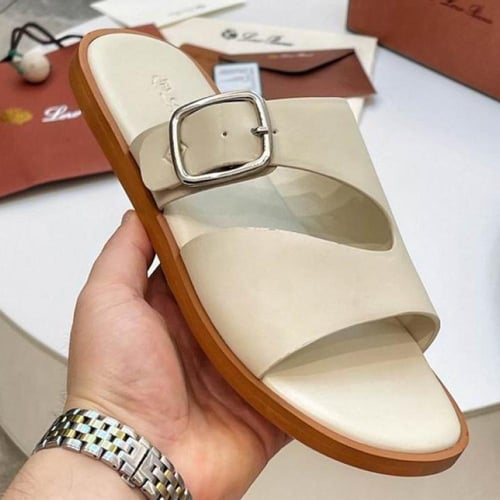 صندل لوربيان Loro Piana