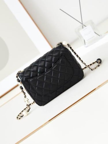شنطة Chanel Mini Buckle