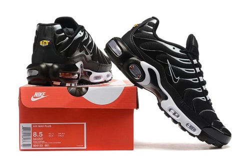 Nike Air Max PLUS