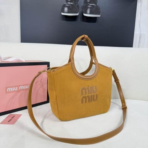 شنطة ميو ميو آيفي Miu Miu IVY