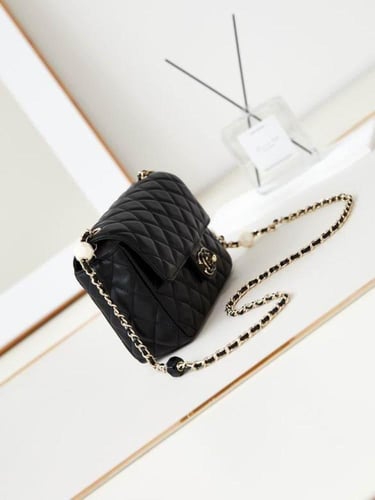 شنطة Chanel Mini Buckle
