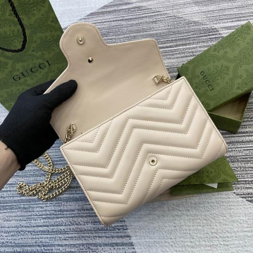شنطة جوتشي جي جي مارمونت Gucci GG Marmont