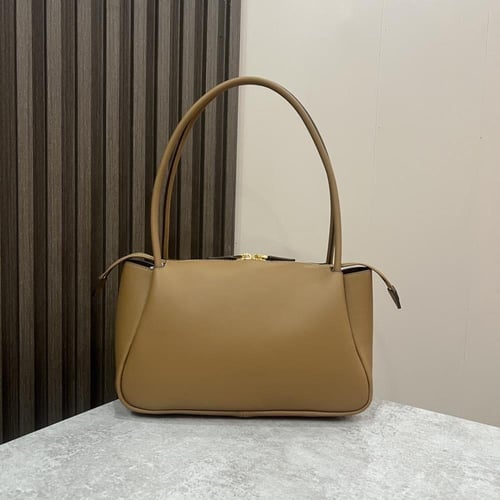 شنطة برادا دارلينج Prada Darling