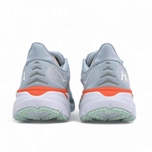 HOKA ONE ONE Clifton 8