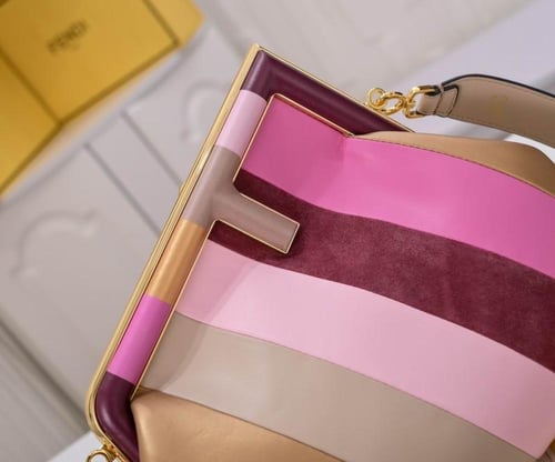 شنطة فيندي Fendi First