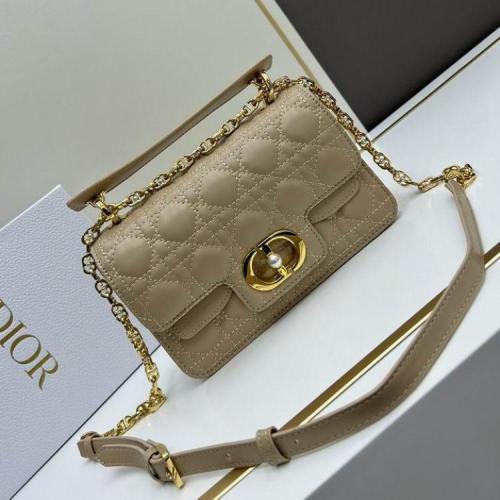 شنطة جولي ديور Dior Jolie