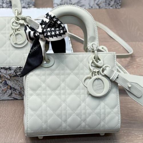 شنطة ليدي ديور Lady Dior
