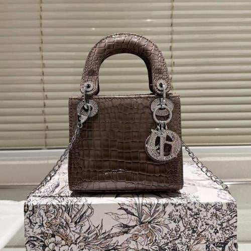شنطة ليدي ديور Lady Dior