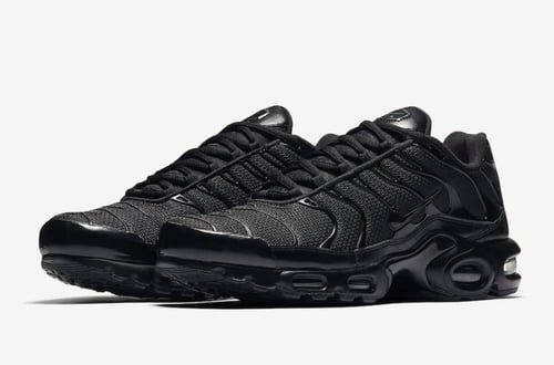 Nike Air Max PLUS
