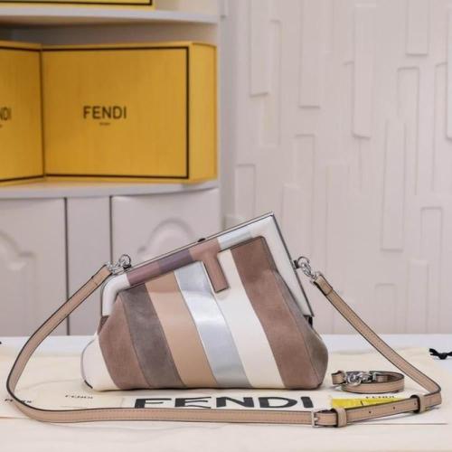 شنطة فيندي Fendi First
