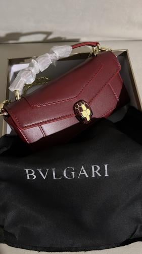 شنطة بالغاري عنابي