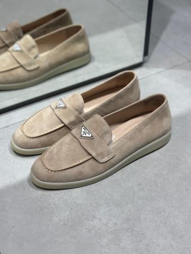 ماستر طبق الأصل PRADA