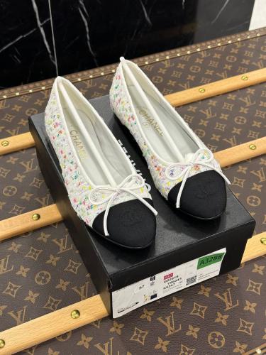 Chanel Ballerina White Multicolor — باليرينا شانيل