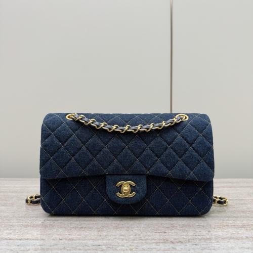 Size：15.5x25.5x6.5cm