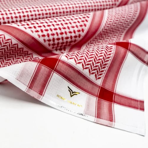 شماغ احمرّ ماركة روميو فلنتينو بلاتيني